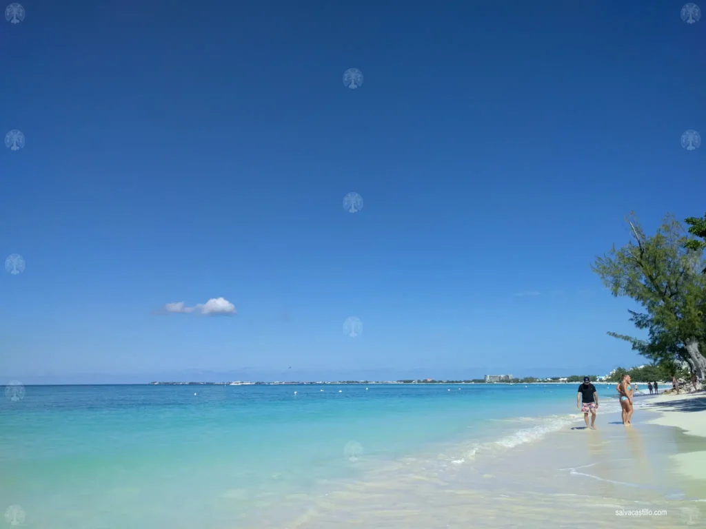 Islas Caimán Playa Siete Millas