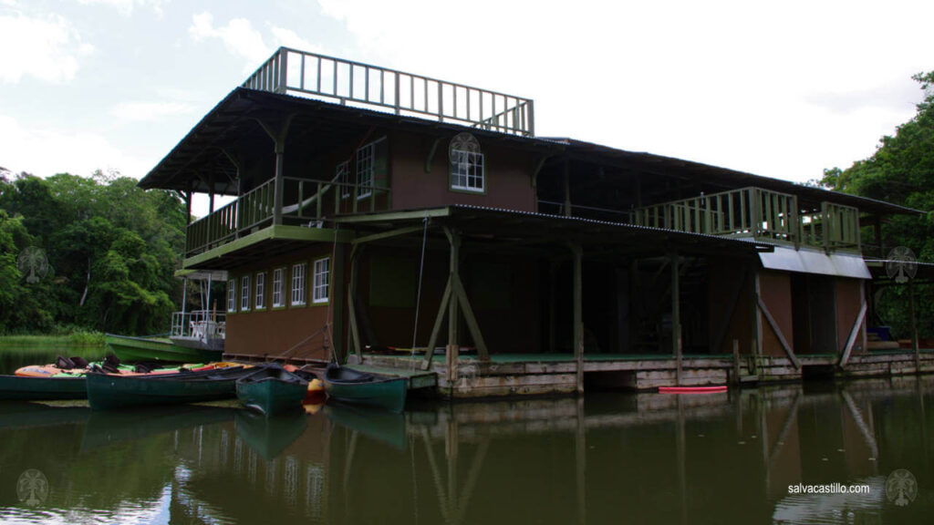 Panama Floating Home 2